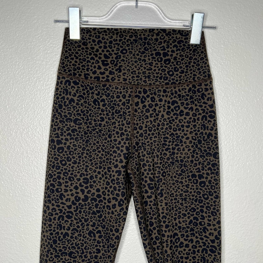 ALO Yoga Leopard Print Leggings - Brown and Black - Picture 9 of 12